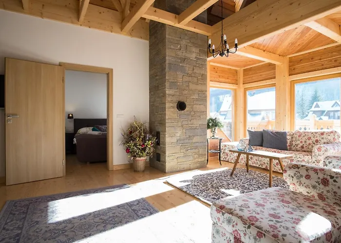 Lala I Bialy Mis זקופאנה